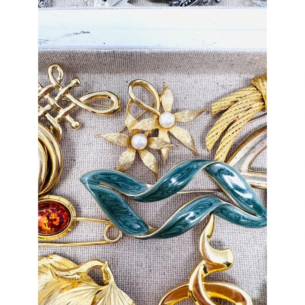 Vintage & Modern Gold & Silver Tone Assorted Rhinestone Floral Brooch lot of 52